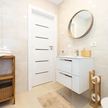 Smilga Apartment, By Cohost Апартаменты Паланга